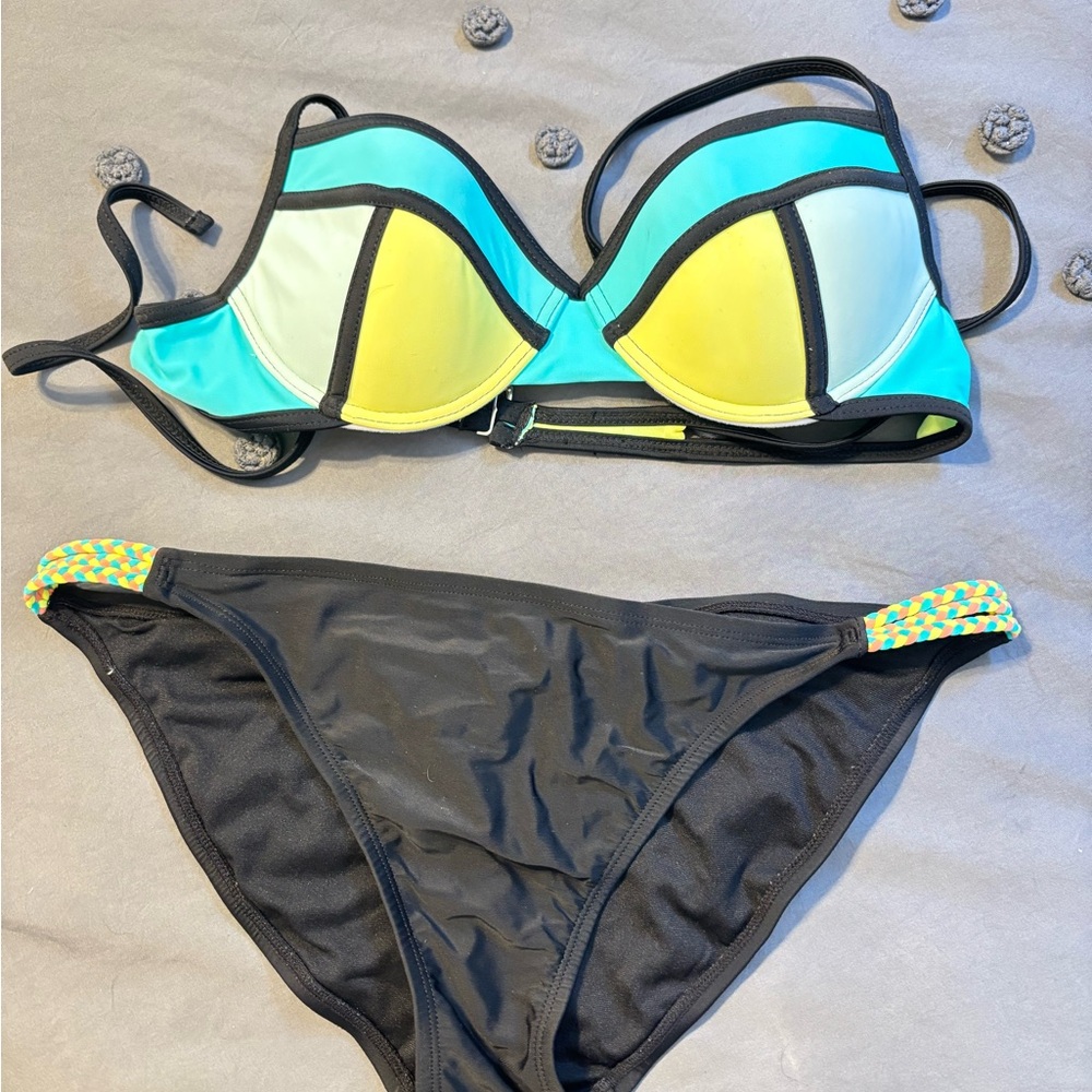 Colorful Bikini Set with Black Bottoms
